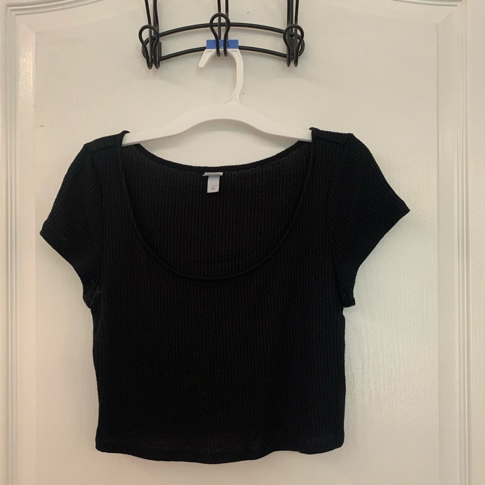 Thin black shirt